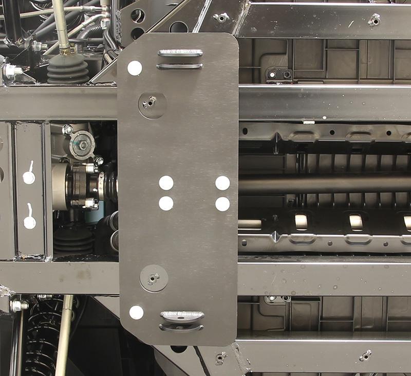 03.10000_03_cfmoto_uforce_1000_aluminium_skid_plates_iron_baltic