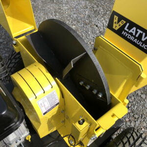 76.5000_04_wood-chipper-g2-briggs-and-stratton-4hp-ironbaltic