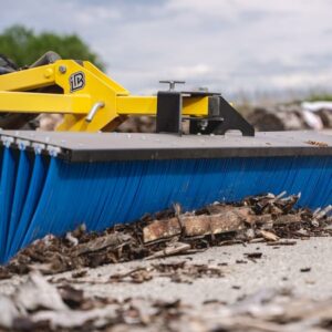 84.12000_06_broom-receiver-mount-system-ironbaltic