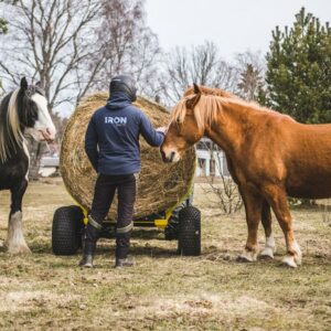 85.1000_07_silo-hay-bale-trailer-iron-baltic