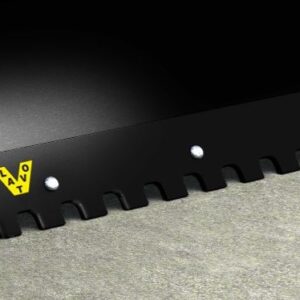 Puskulevyn hammastettu kulutusterä